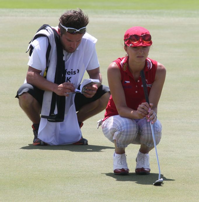 Česká golfistka Klára Spilková v 1. kole Prague Golf Masters.