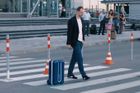 Robotický kufr pomůže cestovatelům, následuje majitele jako pes