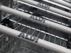Prodejny Aldi také musely některé zboží stáhnout.