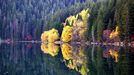 Obě dvě fotografie vznikly při sobotním výletu s kamarády na Šumavu a obě zachycují Černé jezero.