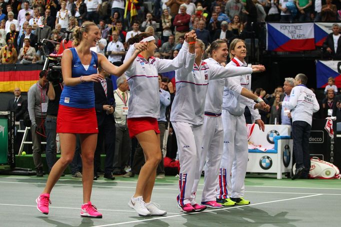 Fed Cup, finále 2014: radost českého týmu