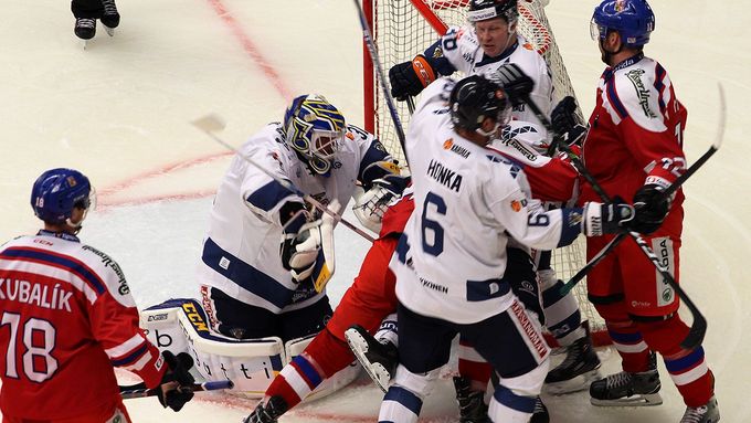 Čeští hokejisté na Švédských hrách finského soupeře nepřetlačili.