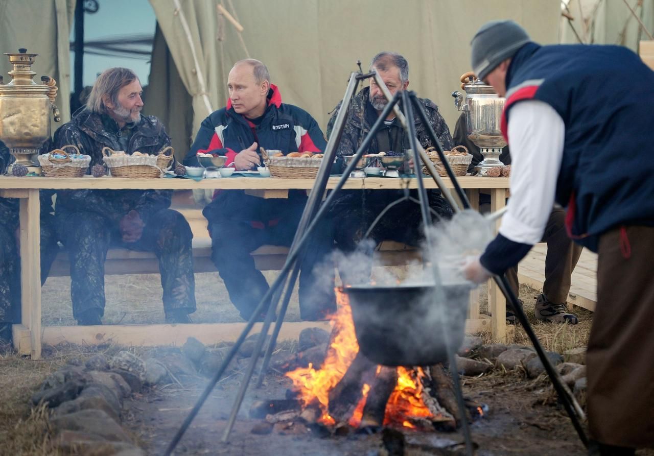 Putin a delta křídlo