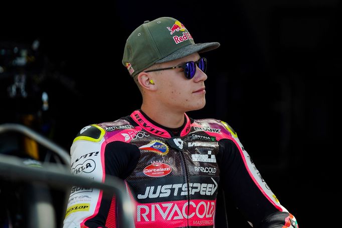 Filip Salač při VC Německa třídy Moto3 (2021).