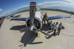 Foto: Letecké hemžení na 24. Aviatické pouti v Pardubicích