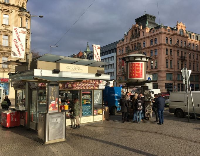 1. březen na pražském Václavském náměstí