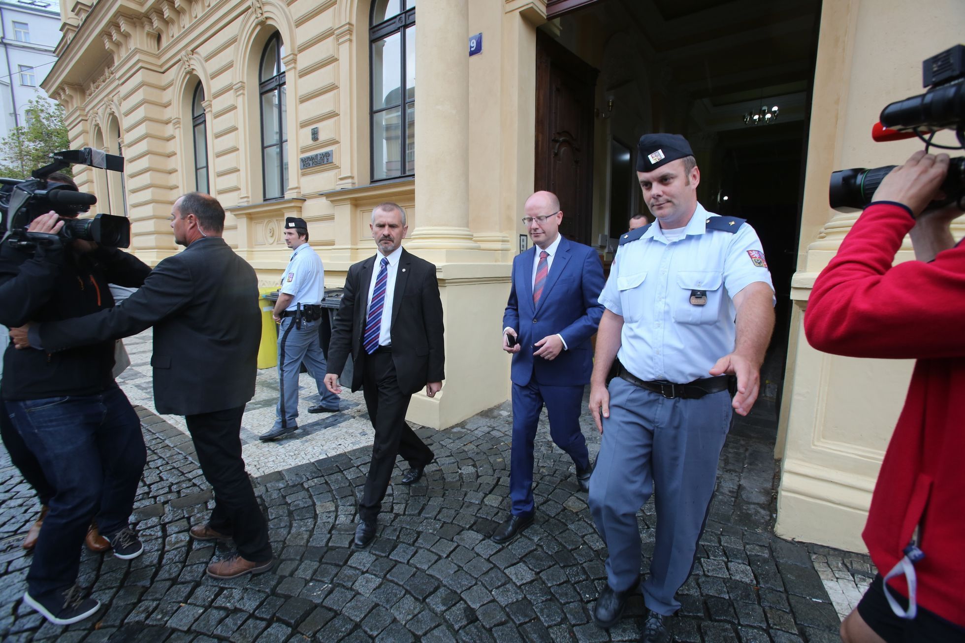 Premiér Bohuslav Sobotka (ČSSD) vypovídal 1. září 2017 jako svědek v trestní kauze spojené s privatizací OKD.