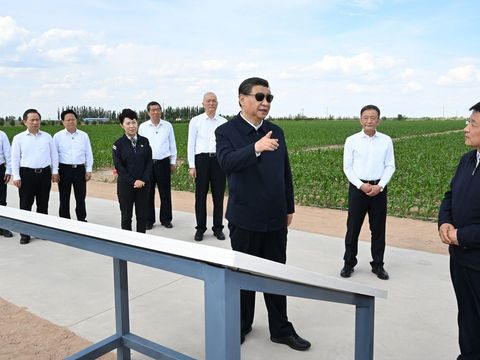 Prezidentem nadosmrti. Si Ťin-pching odstraňuje rivaly a chystá se na šachovou partii