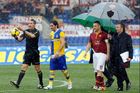 Zadlužené Parmě pomohou italské kluby dohrát sezonu