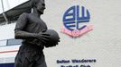 FILE PHOTO: Football Soccer - Bolton Wanderers v Burnley - Sky Bet Football League Championship - Macron Stadium - 27/2/16  General view of the Nat Lofthouse Statue outsi