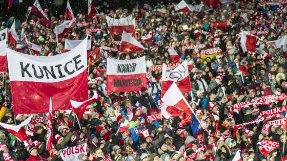 Skoky na lyžích jsou v Polsku nesmírně populární i po odchodu Adama Malysze