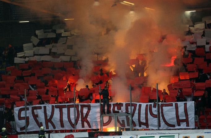 Fotbal, Gambrinus liga, Plzeň - Slavia Praha: fanoušci Slavie