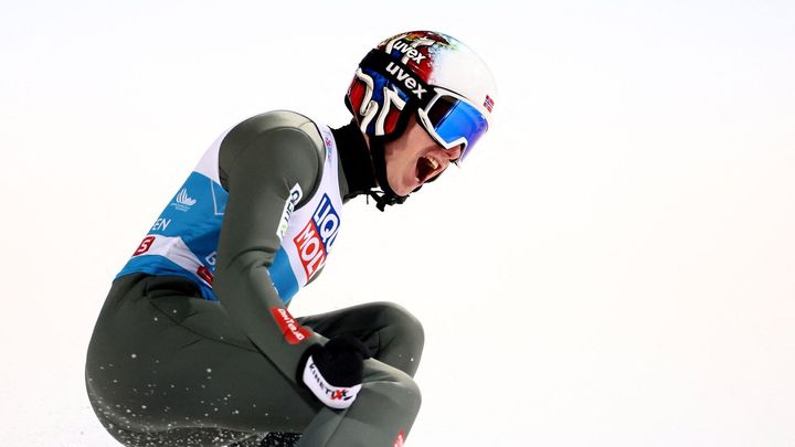 Granerud s předstihem vyhrál Světový pohár skokanů, navázal tak na rok 2021; Zdroj foto: Reuters