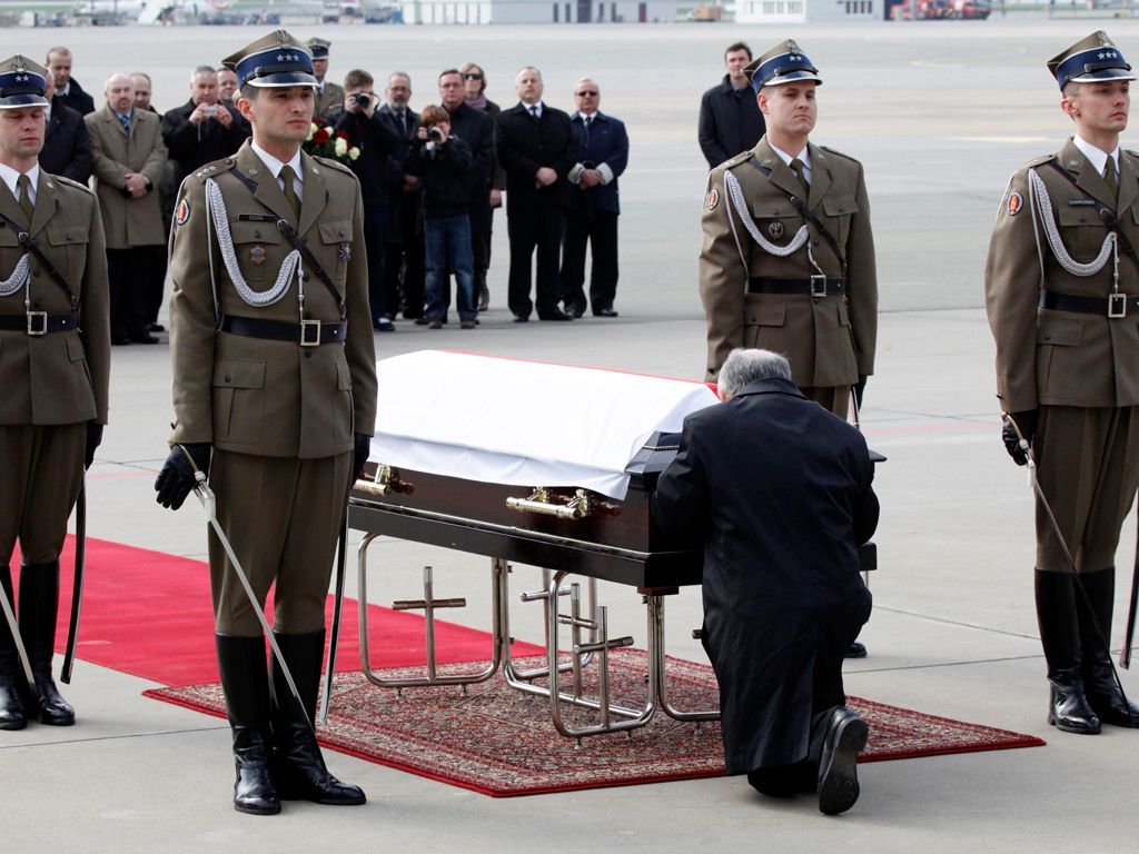 Převoz ostatků Lecha Kaczynského