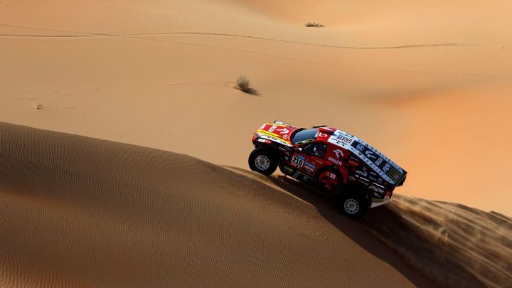 Macík vyhrál předposlední etapu Dakaru, Prokop hájí šesté místo; Zdroj foto: Reuters