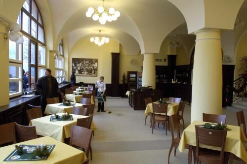 Opravený zámek Větruše