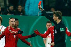 VIDEO Ribéry se fackoval se soupeřem