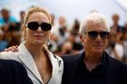 Do Cannes přijeli Uma Thurman s Richardem Gerem. Uvedli film o umělci, který lhal