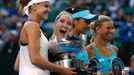 Australian Open 2017, finále čtyřhry Ž: Lucie Šafářová a Bethanie Mattek-Sandsová a poražené Andrea Hlaváčková, Pcheng Šuaj