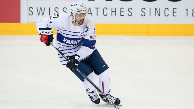 Francouzský hokejista Sacha Treille už hrál v extralize za Kladno o Spartu, po dvou letech ve Francii teď přišel posílit Pardubice. Je ale lepší než volní čeští hráči?
