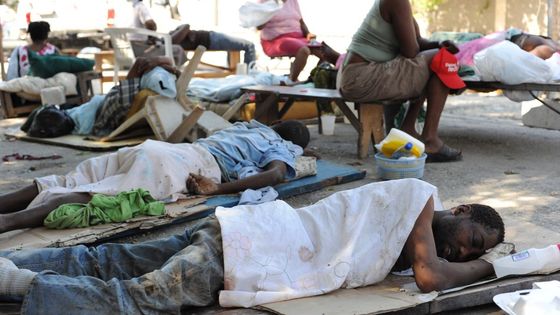 Lékaři bez hranic pomáhají na Haiti