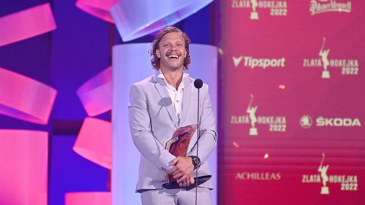 Neohrožený král opět zvítězil. Pastrňák ovládl poosmé anketu Zlatá hokejka; Zdroj foto: Profimedia