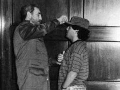 Fidel Castro s Diegem Maradonou.