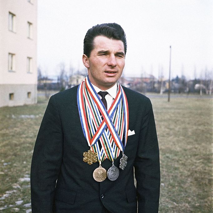 Před 80 lety se narodil skokan na lyžích Jiří Raška, olympijský vítěz z roku 1968.