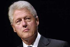 Kolotoč ve Vídni: Putin ven, Clinton sem