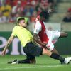 Peter Olayinka v zápase 4. předkola LM Slavia - Kluž