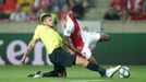 Peter Olayinka v zápase 4. předkola LM Slavia - Kluž