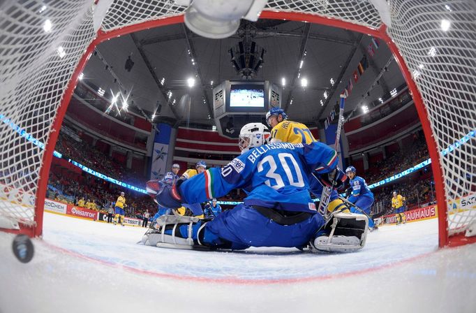 Zetterberg sleduje puk mířící do Bellisimovy sítě