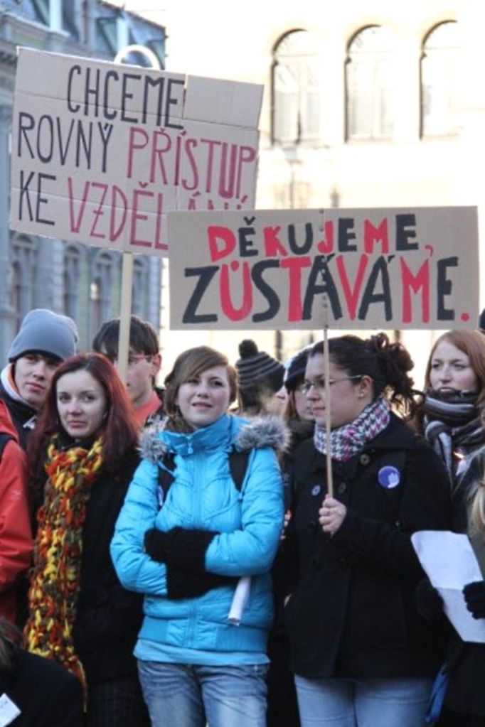 Protest mimoňských studentů