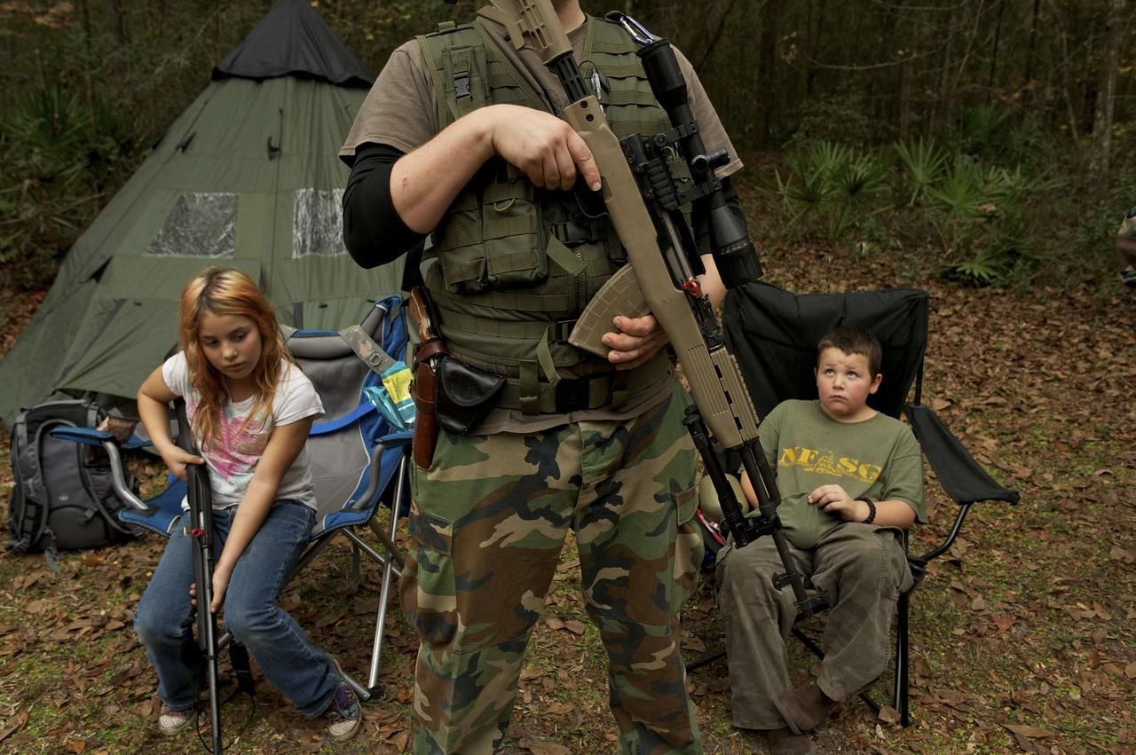 Fotogalerie: Jak vypadá militantní kurz přežití pro děti v americkém podání