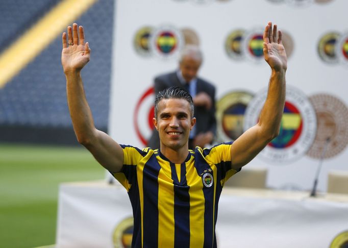 Robin van Persie zdraví fanoušky Fenerbahce Istanbul