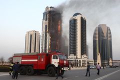 V Grozném hořel mrakodrap, nikdo nebyl zraněn