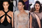 Dráždivé modely klanu Kardashian-Jennerových. Šaty zakrývají jen to nejnutnější