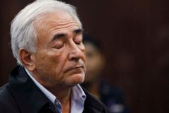 Advokát: Strauss-Kahn skončí mimosoudním vyrovnáním