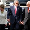 Bush v Praze - uvítací ceremoniál
