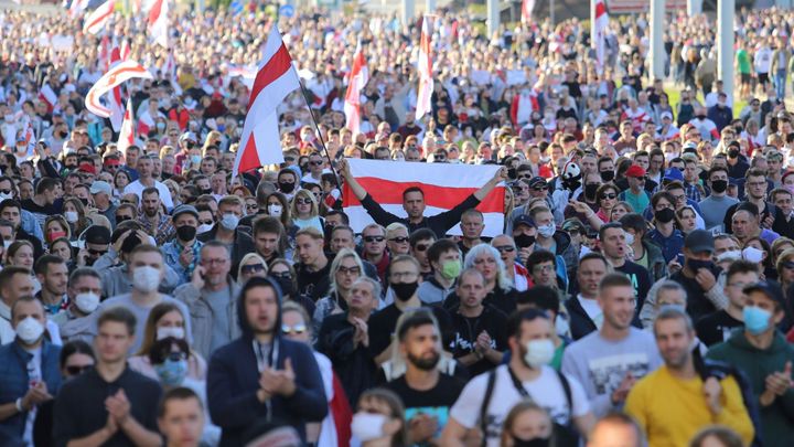Z Běloruska na podzim emigrovalo víc lidí než za celý loňský rok. Uprchly tisíce osob