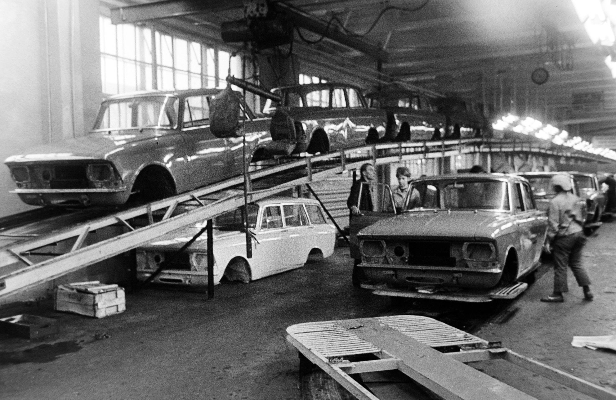 výroba automobilů Moskvič rok 1971