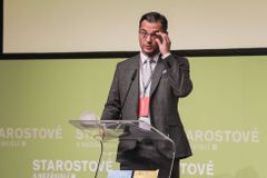 Europoslanec Polčák pozastavil členství v hnutí STAN kvůli známosti s Redlem