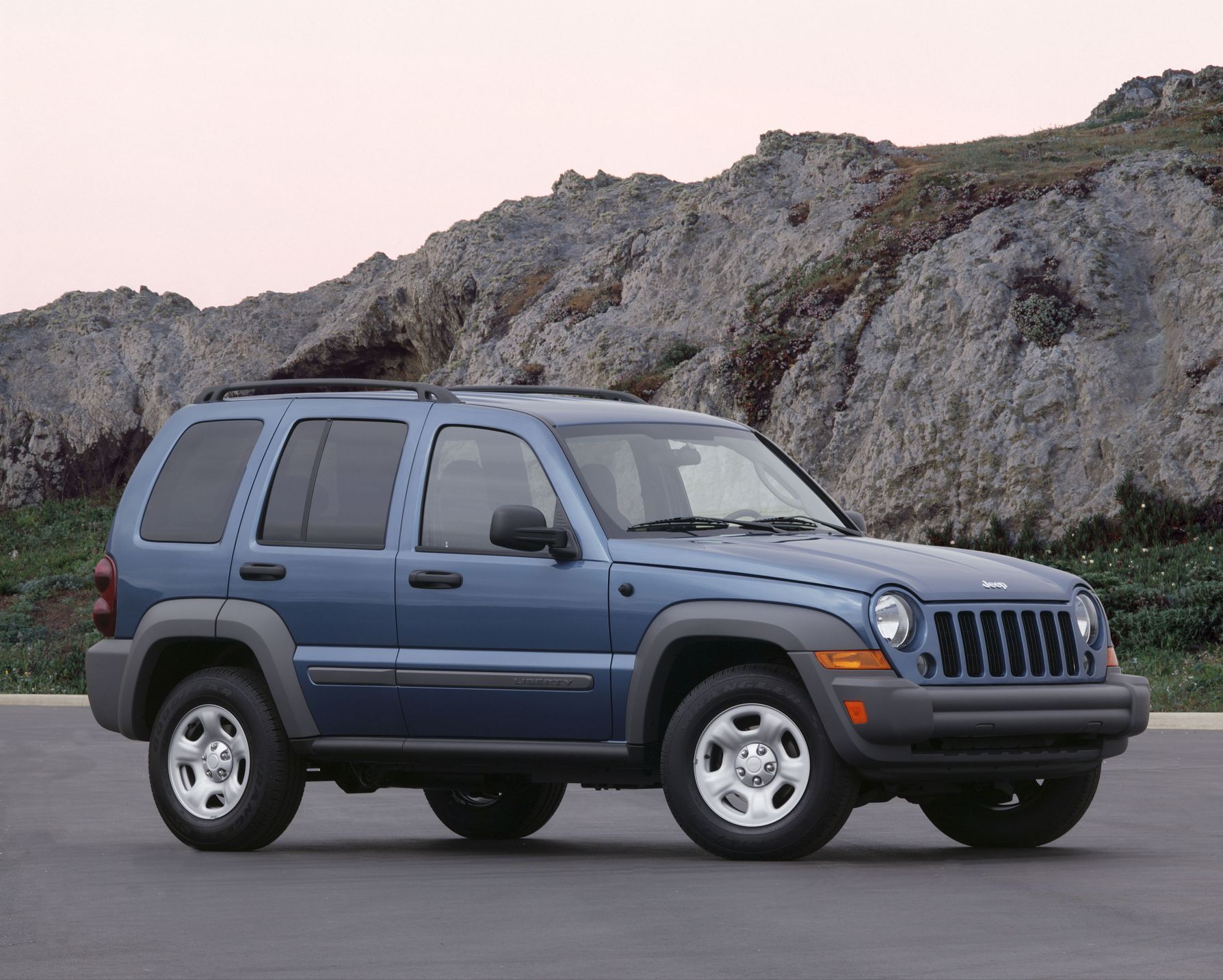 Jeep Liberty (KL) 2008 až 2013