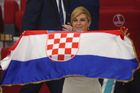 Úspěch národního týmu sledovala i bývalá chorvatská prezidentka Kolinda Grabarová Kitarovičová, která před čtyřmi lety v Rusku předávala svým krajanům stříbro po finálové porážce s Francií.