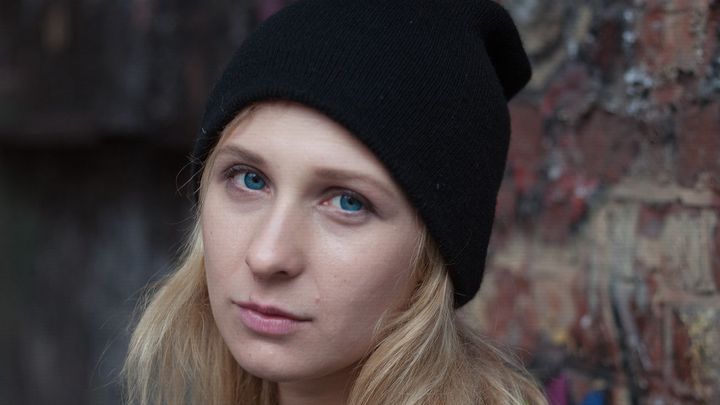 Aktivistka z Pussy Riot opustila Rusko, z domácího vězení unikla v převleku za kurýra; Zdroj foto: Rachot Production