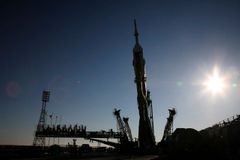 Rusové vědí, proč jim spadla družice, a ruší zákaz letů