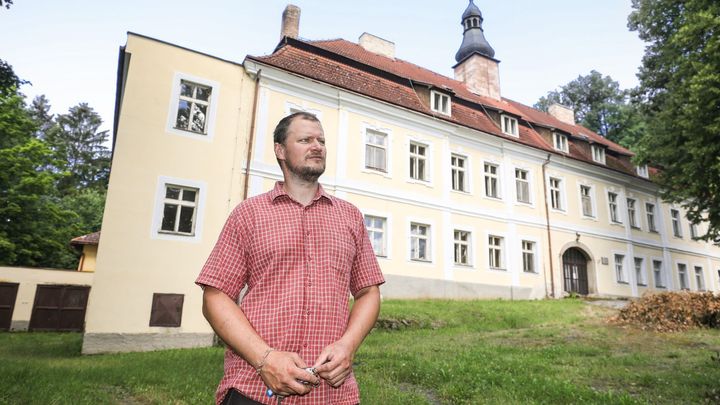Foto: Maličká obec na Vysočině koupila zámek. Spravuje už deset kulturních památek; Zdroj foto: Jakub Plíhal