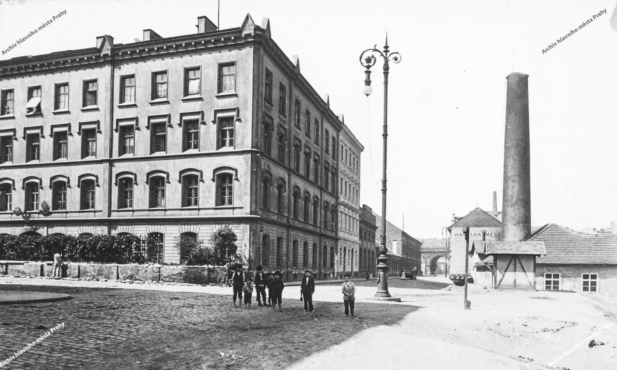 Karlín, Historie, Seriál, Tenkrát, Praha, Pražská čtvrť