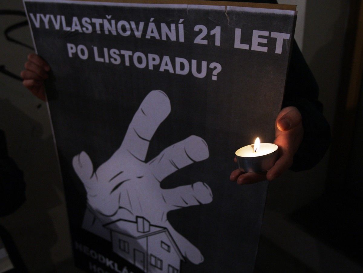 Oslavy 17. listopadu na Národní třídě - 21 let poté