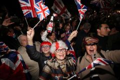 Svoboda a suverenita v dešti a bahnu. Jak šťastní brexitéři slavili v Londýně
